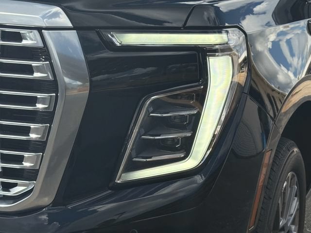 2026 GMC Yukon XL Denali - Photo 9