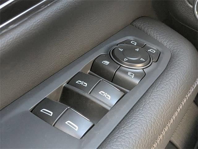 2026 GMC Yukon XL Denali - Photo 30
