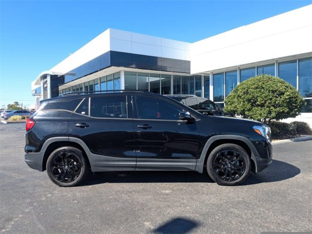 Used 2020 GMC Terrain SLE SUV