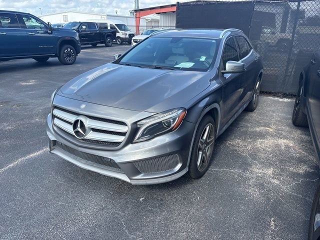 2015 Mercedes-Benz GLA GLA250's photo