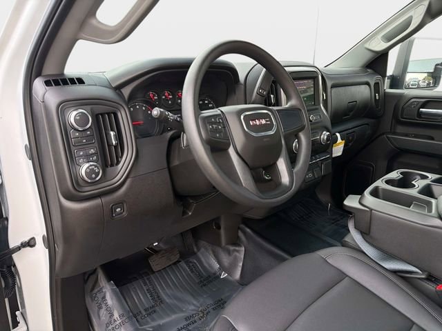 2025 GMC Sierra 3500HD Pro - Photo 15