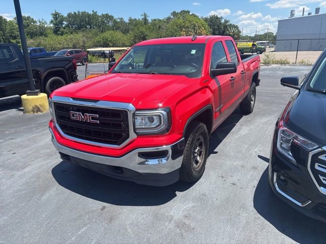 2017 GMC Sierra 4WD Double Cab Standard Box's photo