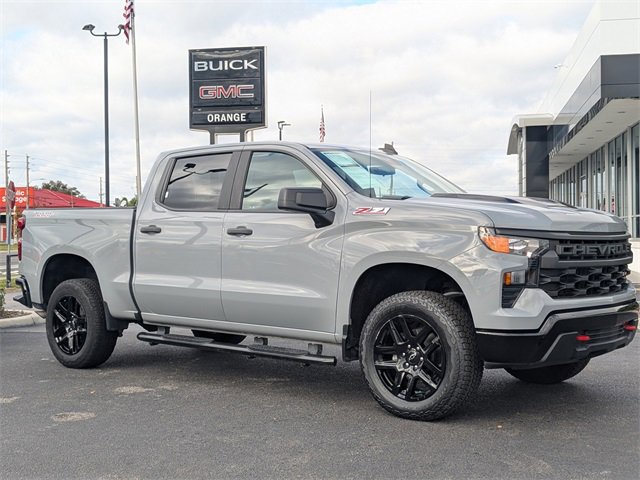 2024 Chevrolet Silverado Trail Boss Custom photo 2