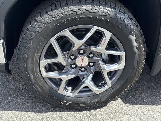 2026 GMC Sierra 1500 SLT - Photo 9