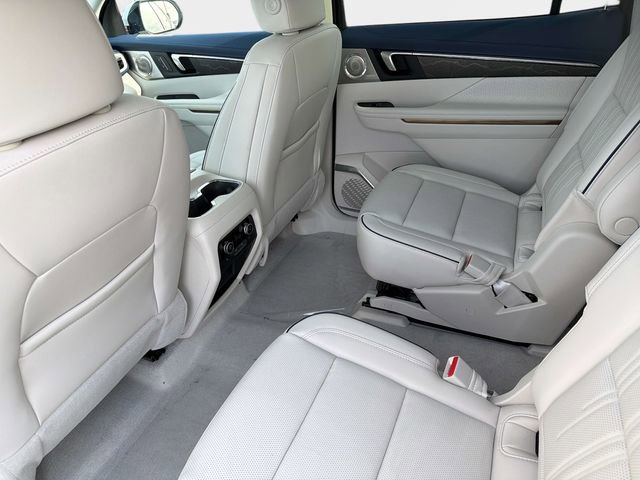 2026 Buick Enclave Avenir - Photo 13