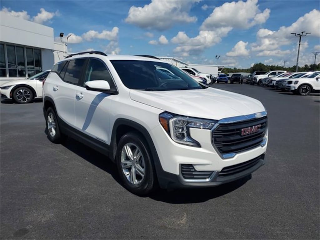 Used 2022 GMC Terrain SLE SUV