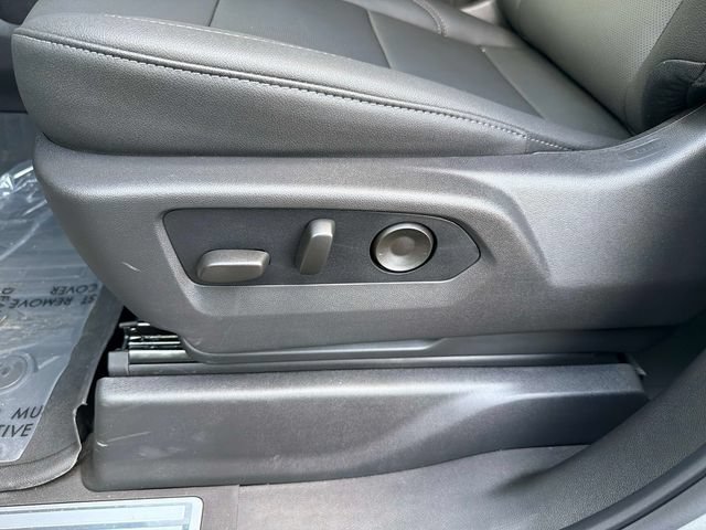 2026 GMC Sierra 1500 SLT - Photo 19