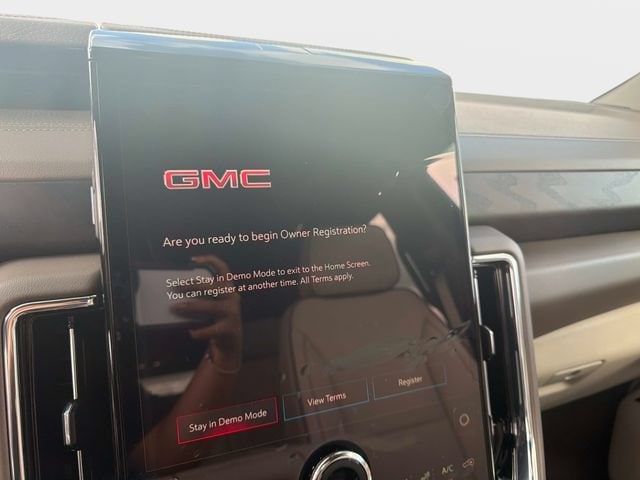 2026 GMC Yukon XL Denali - Photo 18