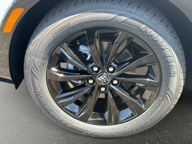 2026 Buick Envista Sport Touring - Photo 10