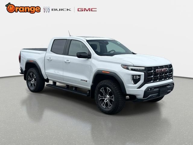 2024 GMC Canyon 4WD AT4 Crew Cab Short Box's photo