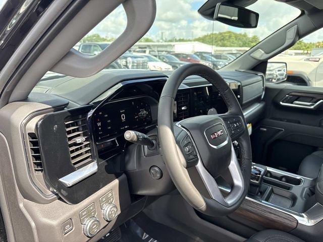 2026 GMC Sierra 1500 SLT - Photo 17