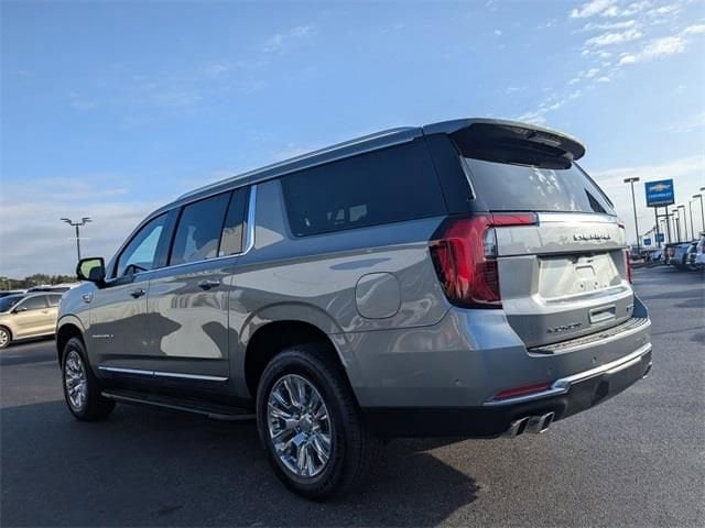 2026 GMC Yukon XL Denali - Photo 6
