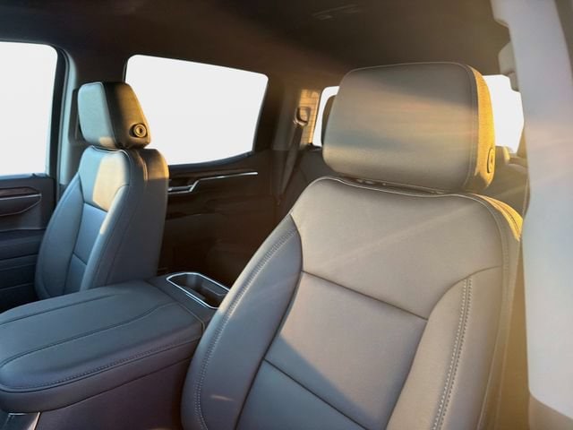 2026 GMC Sierra 1500 SLT - Photo 20