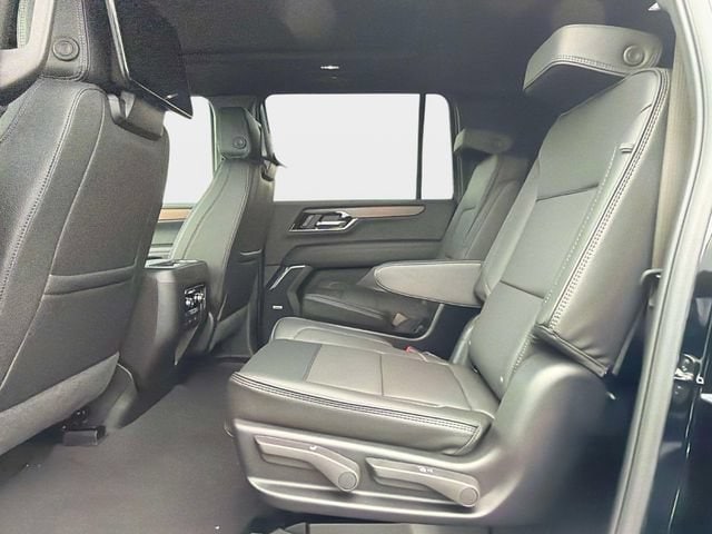 2026 GMC Yukon XL Denali - Photo 12