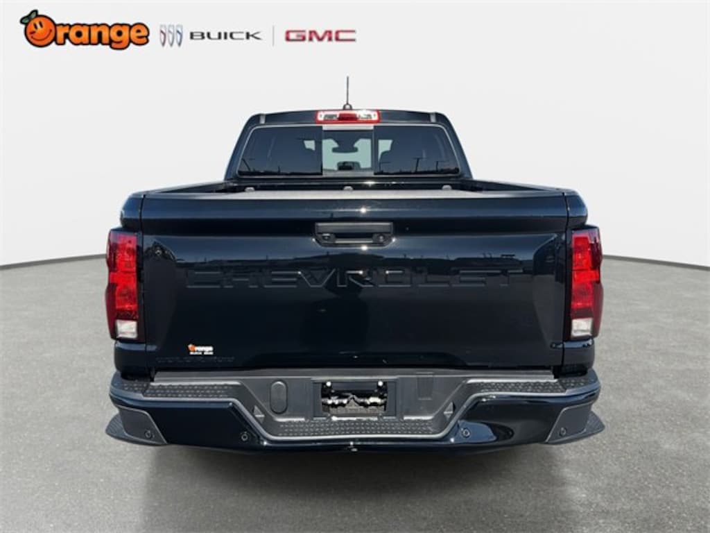 Used 2025 Chevrolet Colorado WT/LT Truck Crew Cab