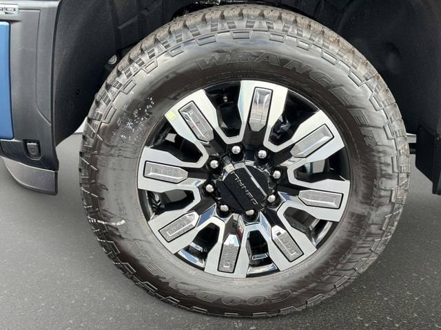 2026 GMC Sierra 2500HD Denali - Photo 10