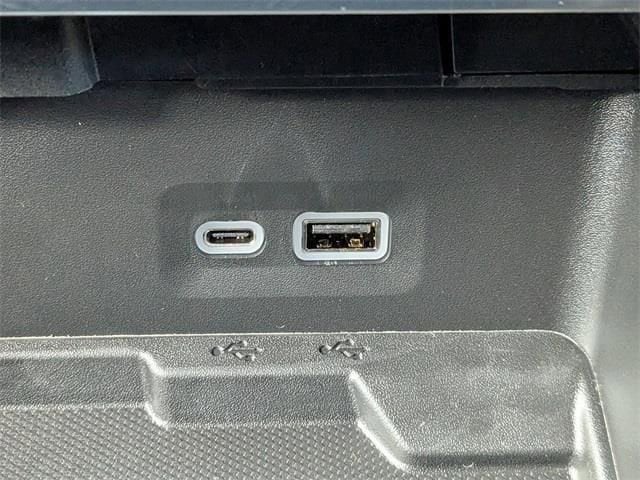 2026 GMC Yukon XL Denali - Photo 27