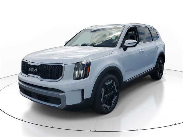 2023 Kia Telluride EX photo 2