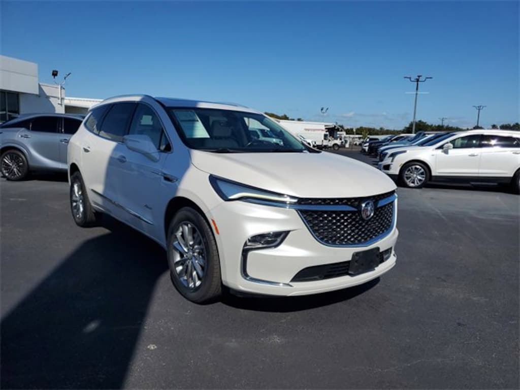 Used 2023 Buick Enclave Avenir SUV