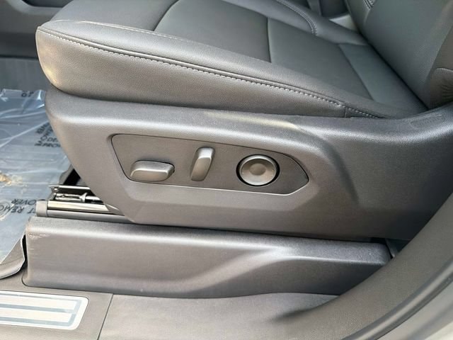 2026 GMC Sierra 1500 SLT - Photo 19