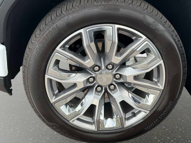 2026 GMC Sierra 1500 Denali - Photo 10