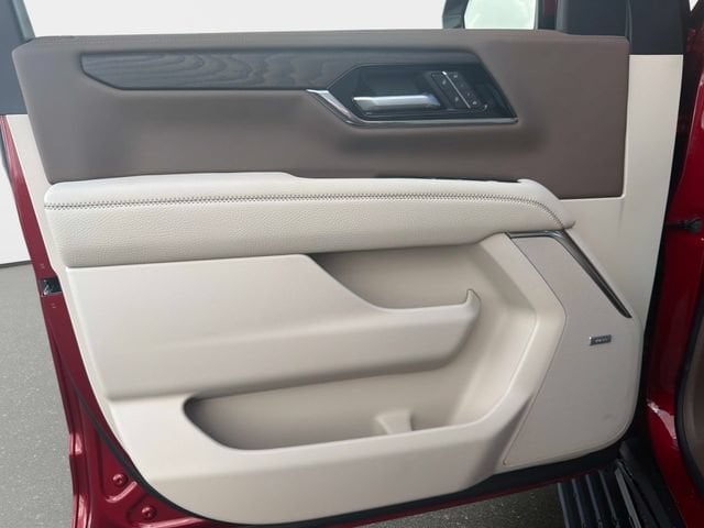 2026 GMC Yukon XL Denali - Photo 14