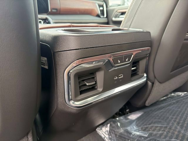2026 GMC Sierra 2500HD Denali Ultimate - Photo 16