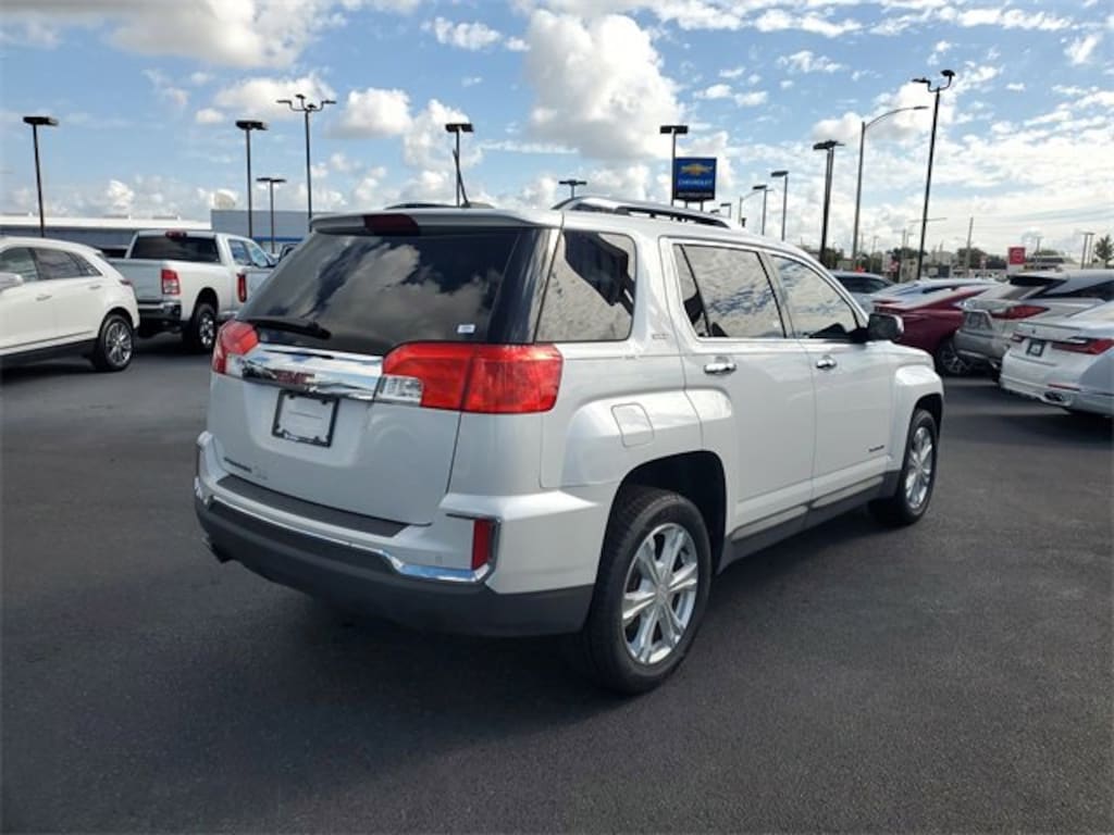 Used 2017 GMC Terrain SLT SUV