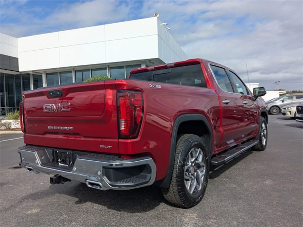 New 2026 GMC Sierra 1500 SLT Truck
