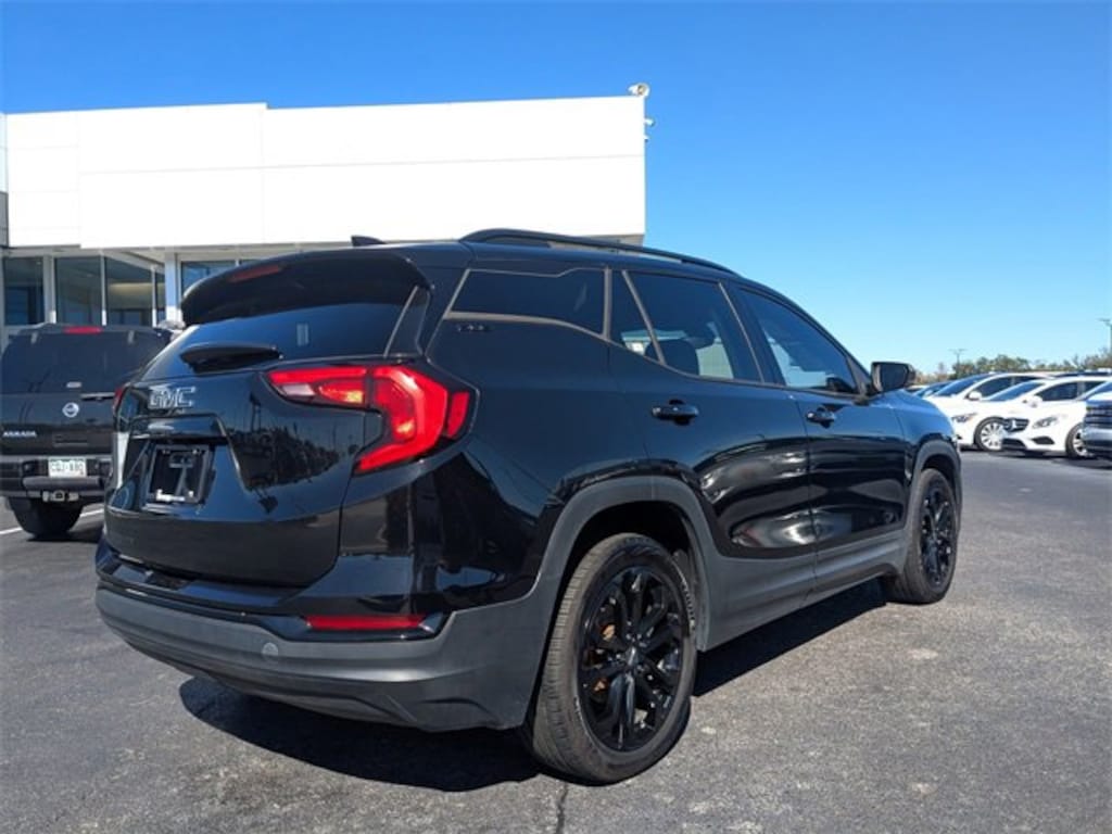 Used 2020 GMC Terrain SLE SUV