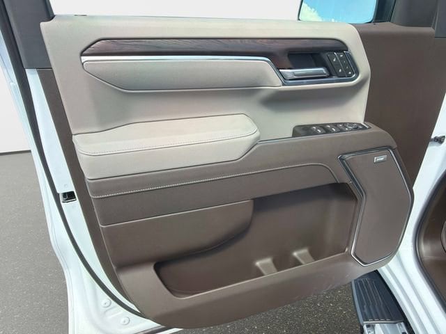 2026 GMC Sierra 1500 SLT - Photo 17