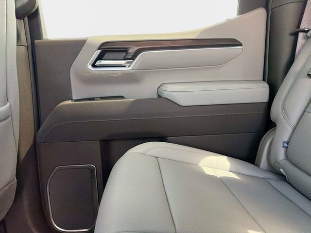2026 GMC Sierra 1500 SLT - Photo 14