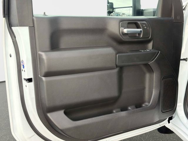 2025 GMC Sierra 3500HD Pro - Photo 11