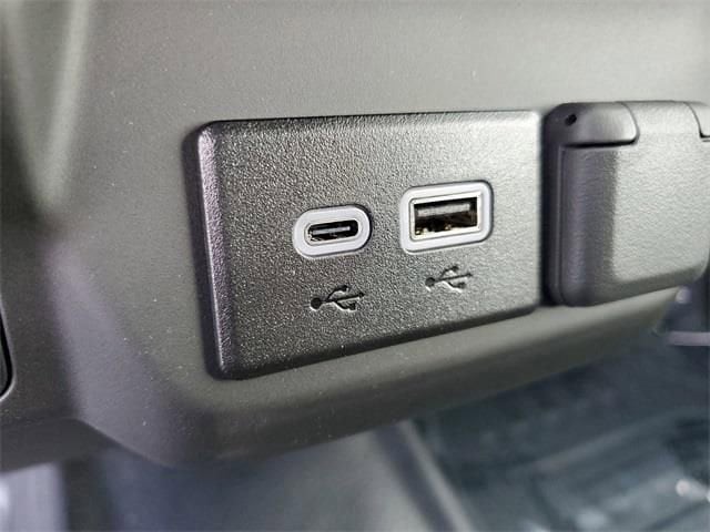 2025 GMC Sierra 3500HD Pro - Photo 15