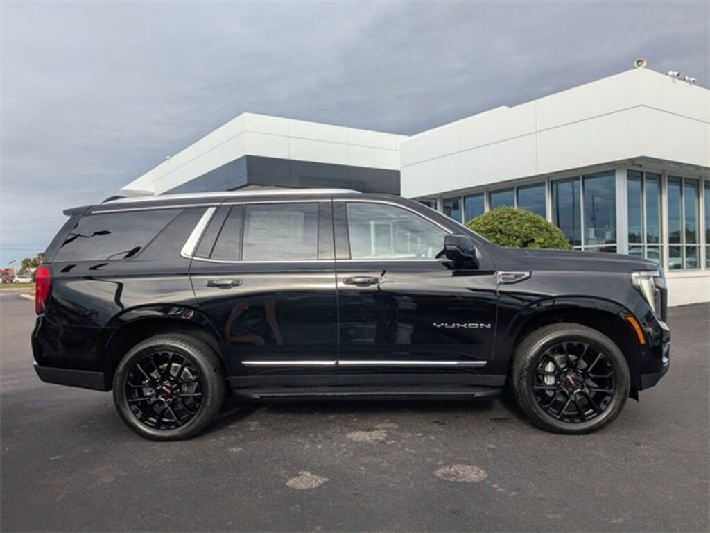 New 2026 GMC Yukon Elevation SUV