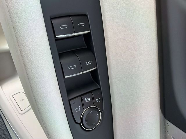 2026 Buick Enclave Avenir - Photo 18