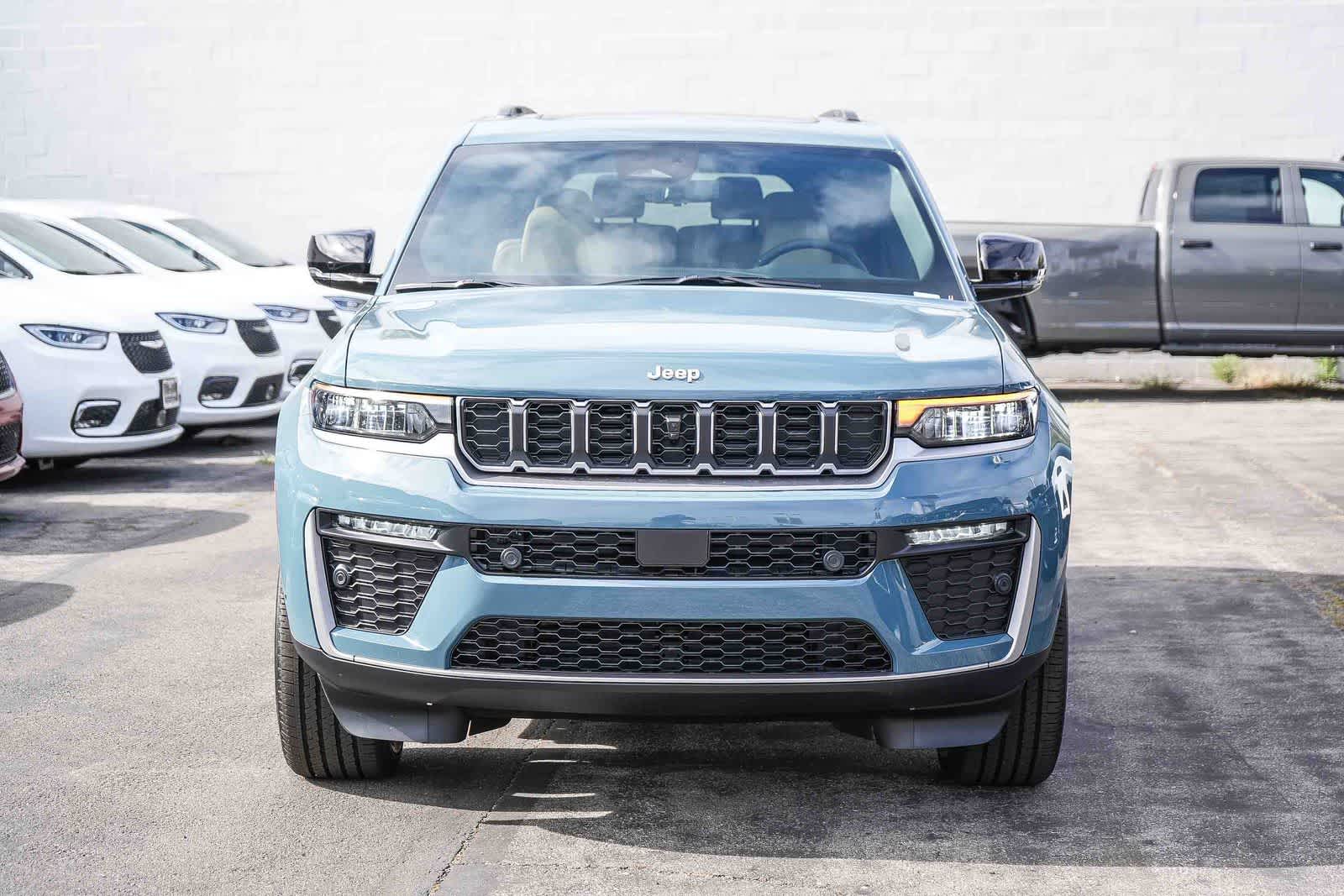 Thumbnail: 2026 Jeep Grand Cherokee L - 2