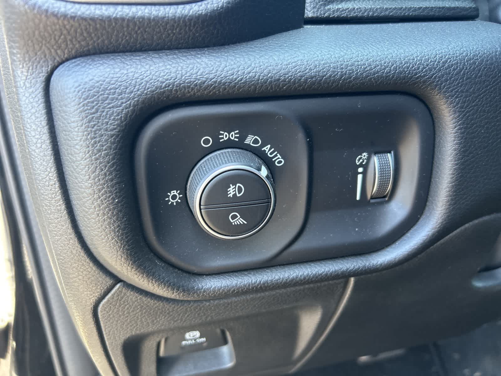 Thumbnail: 2023 RAM 1500 - 25
