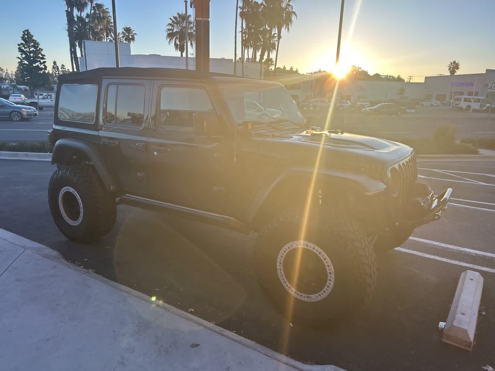 Thumbnail: 2021 Jeep Wrangler - 9