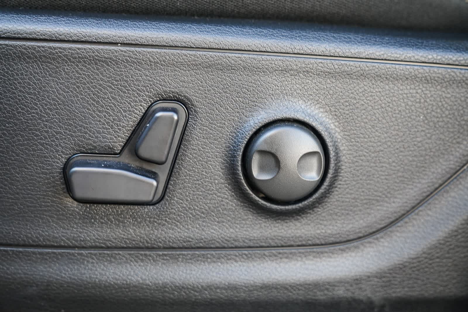 Thumbnail: 2026 RAM 1500 - 22