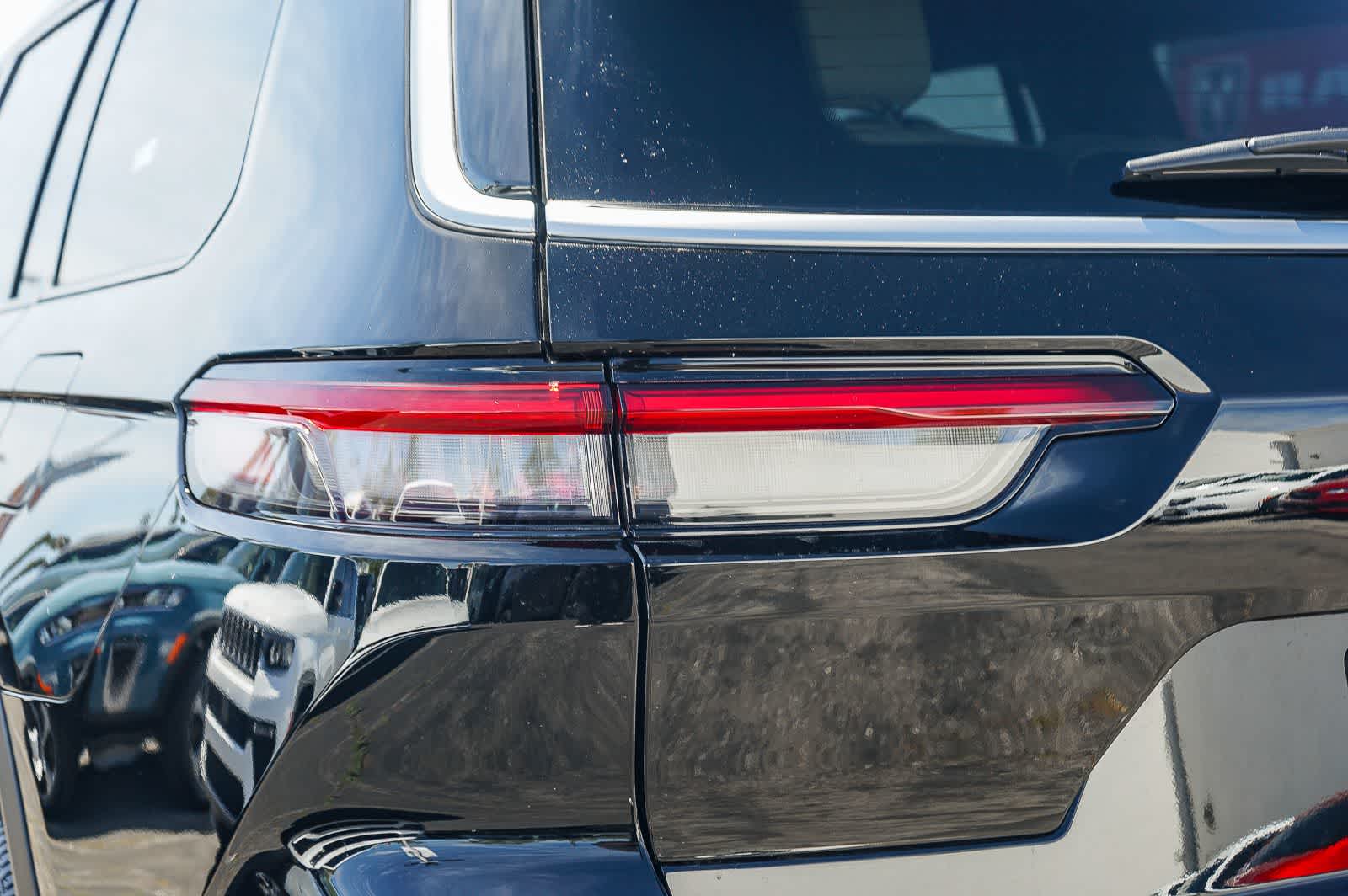 Thumbnail: 2026 Jeep Grand Cherokee L - 7