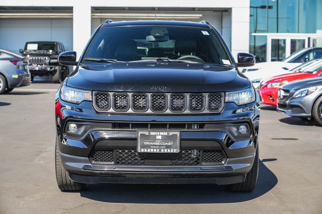 Used 2023 Jeep Compass Latitude SUV