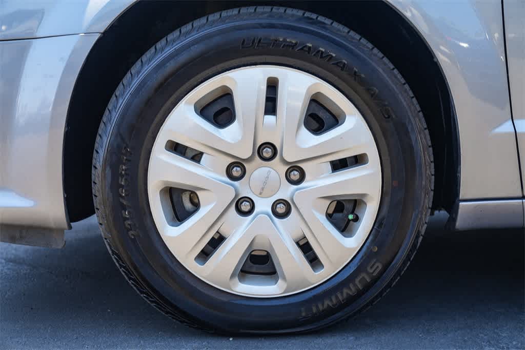 Thumbnail: 2019 Dodge Grand Caravan - 9