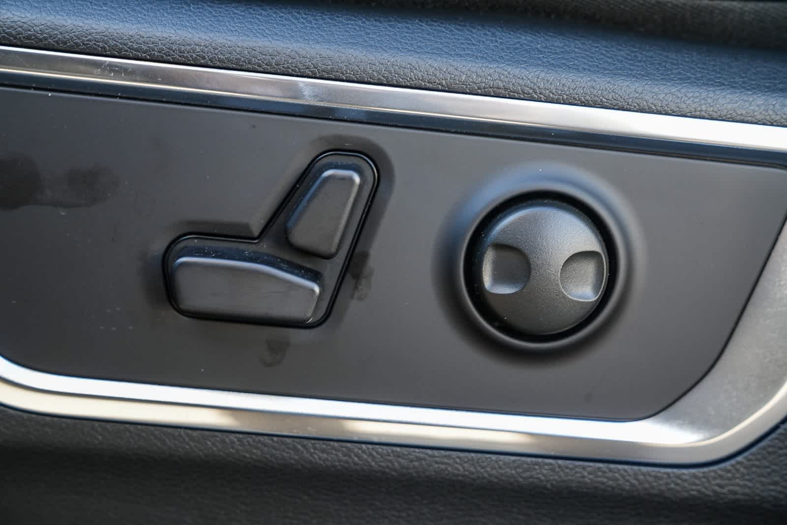 Thumbnail: 2026 RAM 1500 - 22