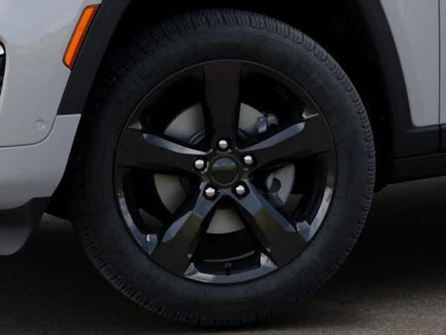 Thumbnail: 2025 Jeep Grand Cherokee - 16