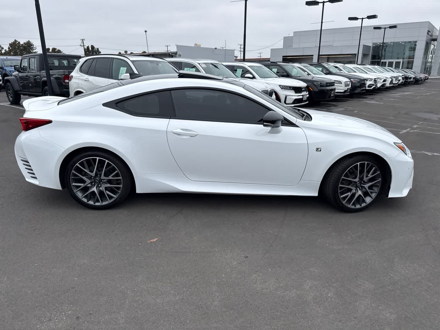 Thumbnail: 2016 Lexus RC - 13
