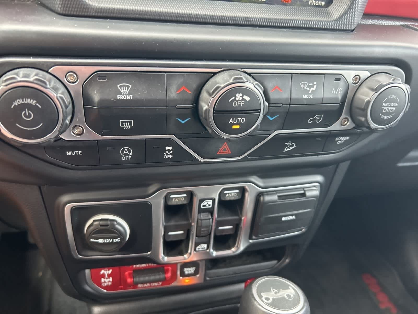 Thumbnail: 2019 Jeep Wrangler - 43