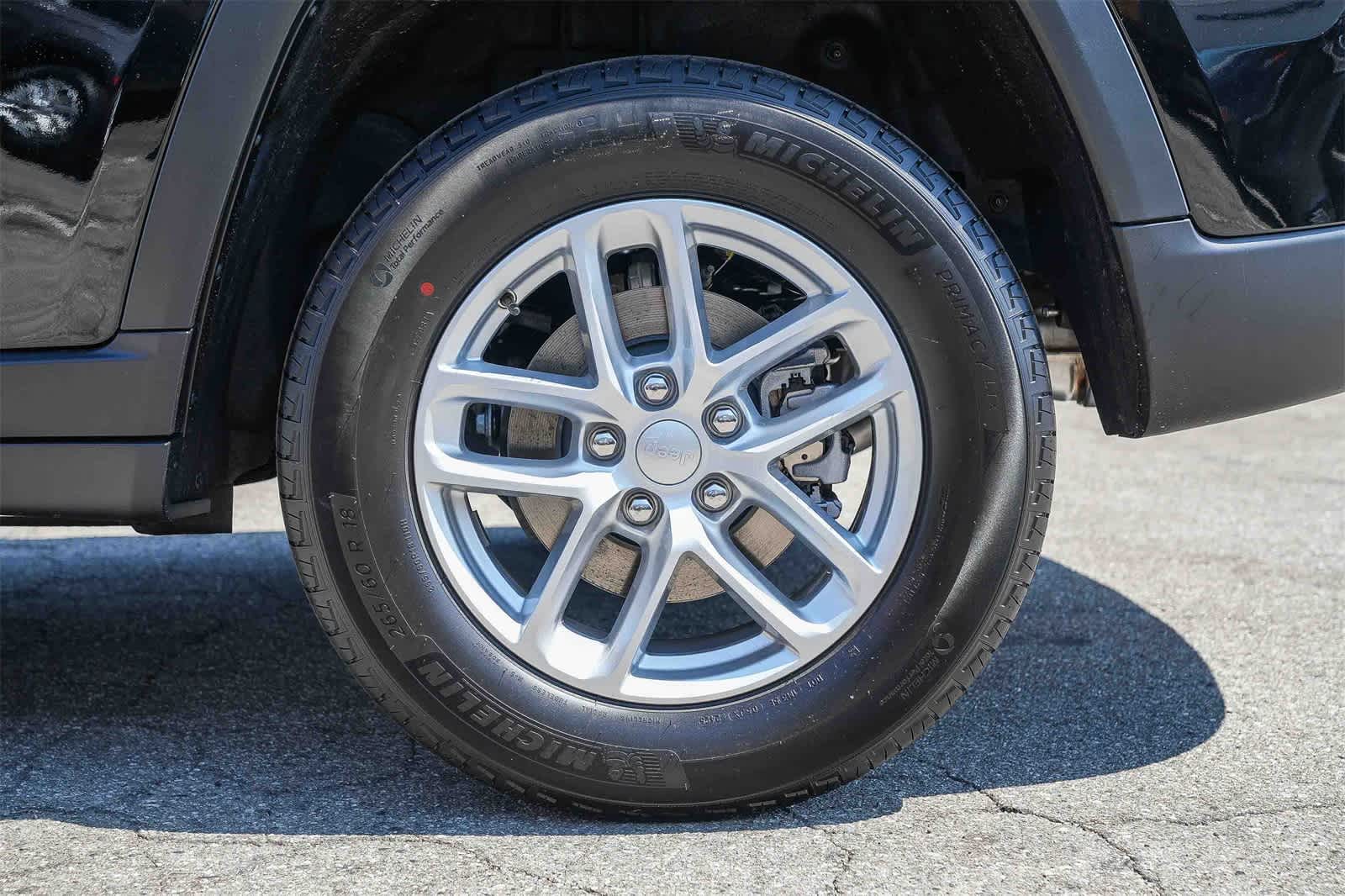 Thumbnail: 2025 Jeep Grand Cherokee - 10