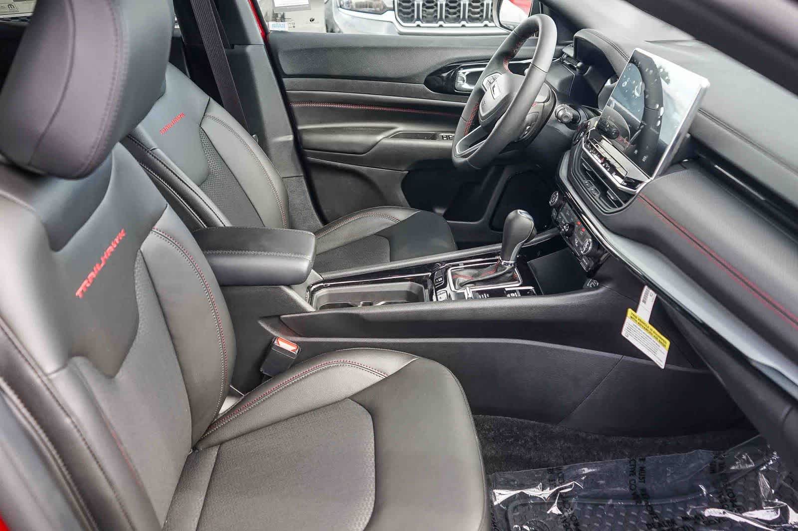 Thumbnail: 2026 Jeep Compass - 17