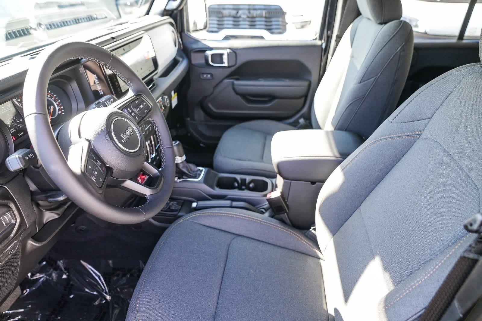 Thumbnail: 2026 Jeep Wrangler - 15